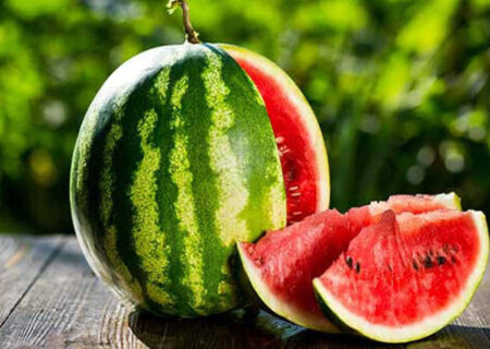 به کودک هندوانه بدهید