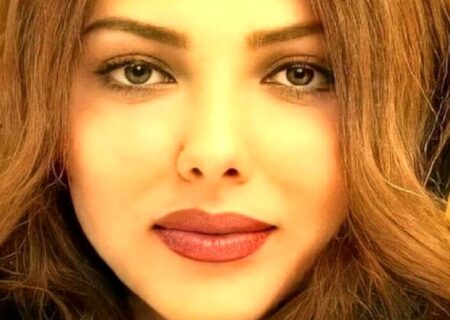 ذوق لیلا اوتادی در کنار استخر خانه لاکچری اش + عکس