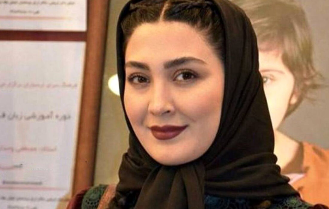 مریم معصومی با تیپ جدیدش همه را شوکه کرد / او با شلوار پاره در رستوران
