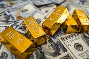 افزایش طلا و سقوط جهانی دلار از اوج خود