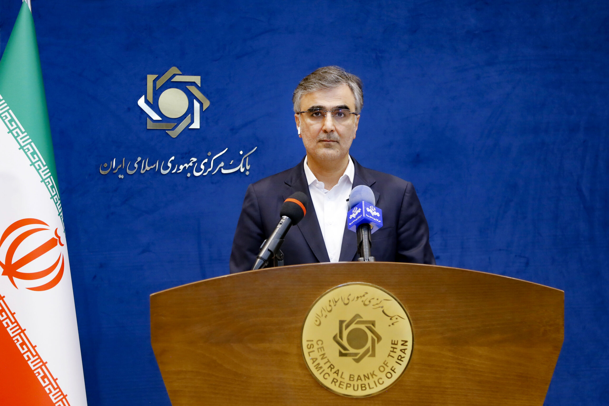 انتقاد رئیس کل بانک مرکزی از وضعیت آماری کشور: تورم در اقتصاد ایران به روز نیست