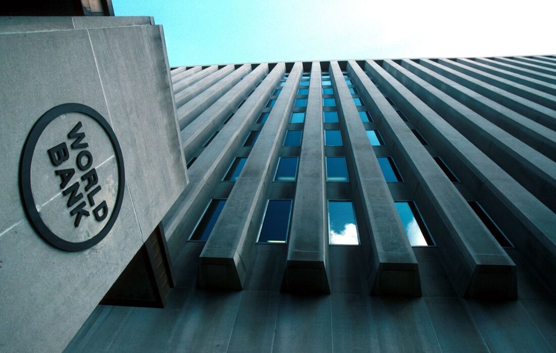 خطرات تورم پشت تنش های خاورمیانه / هشدار بانک جهانی نسبت به نرخ بهره!
