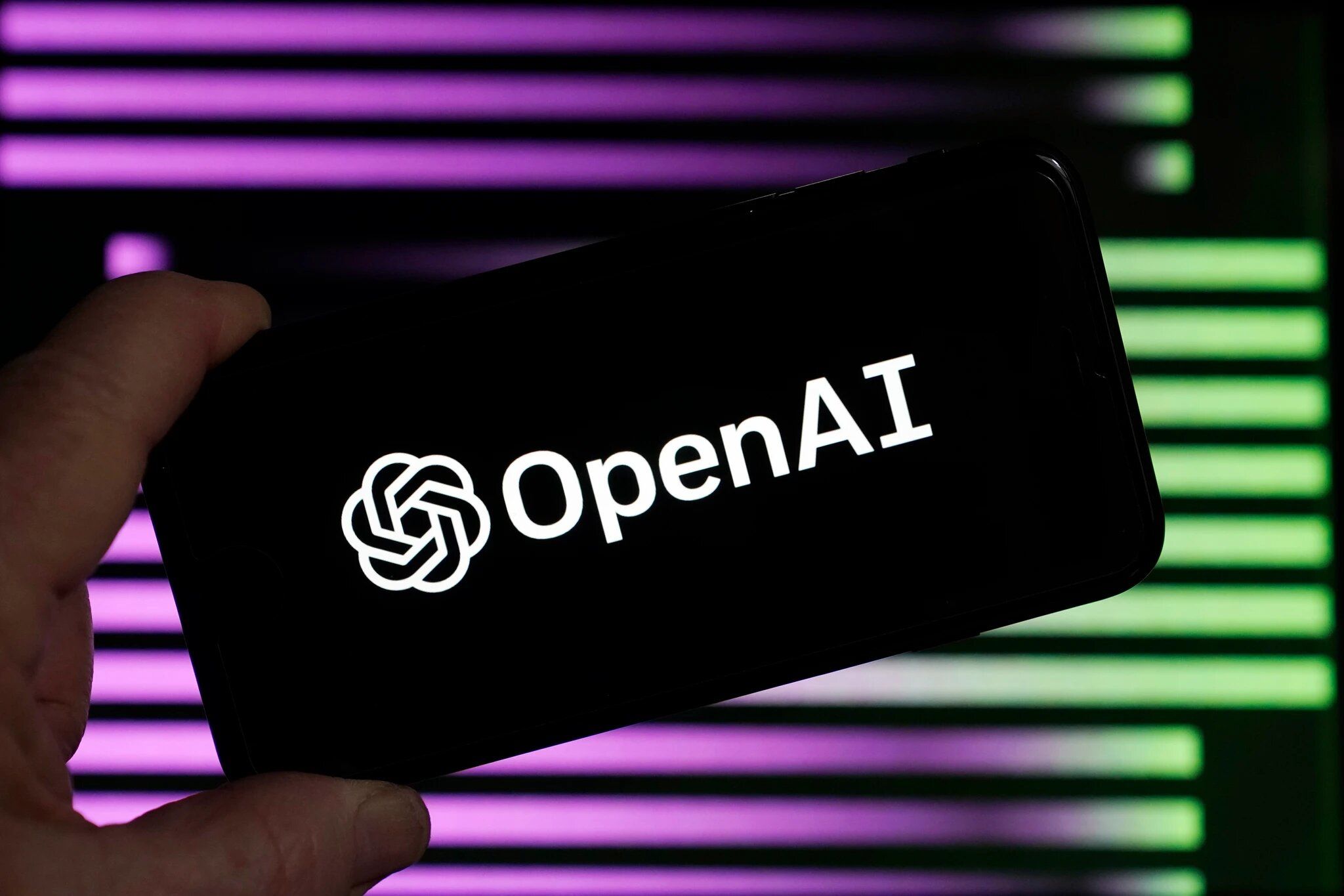 شرکت OpenAI: کاربران ایران، چین و روسیه از امروز به ابزارهای این شرکت دسترسی خواهند داشت