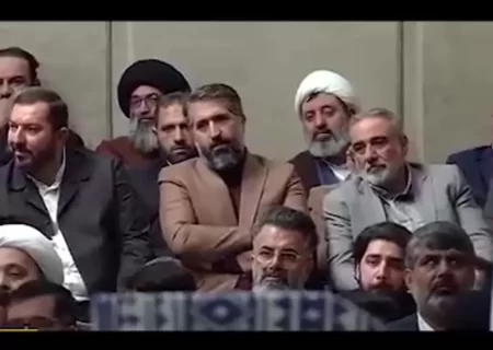 طنین مداحی آذری در بیت رهبری به مناسبت ولادت حضرت زهرا؛ اجازه از رهبری برای تکرار ابیات شعر به درخواست مردم + ویدیو