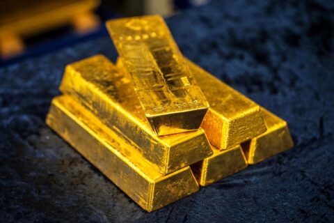 بازی دوگانه طلای جهانی و دلار؛ فلز زرد همچنان می‌تازد