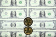 اثر جانشینی دلار را پایین کشید؛ بازار سهام و ارز در دو جهت مخالف
